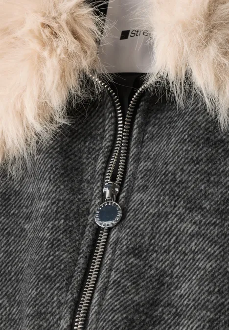 Overshirt mit Woll-Anteil und Fake-Fur-Kragen Obsidian Blue Grauer Wollmantel mit Reißverschluss und beiger Fellkapuze