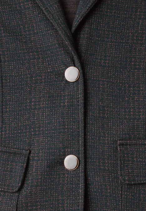 Schwarzer Tweed-Blazer mit silberfarbenen Knöpfen und Pattentaschen.