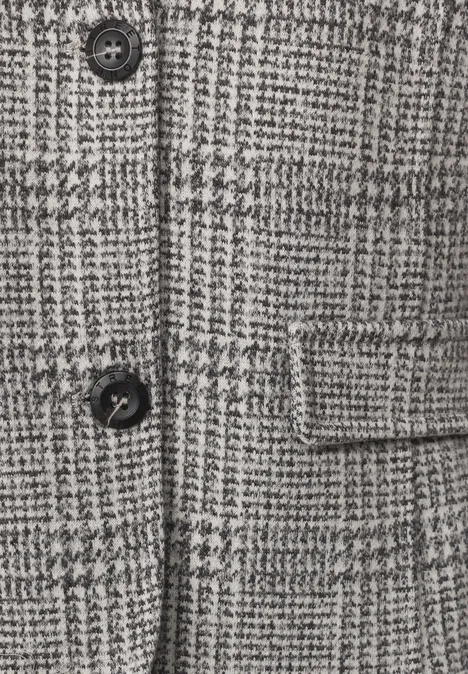 Blazer mit Karomuster und Knöpfen Black Nahaufnahme eines grauen Hahnentrittmusters mit schwarzem Knopf und aufgesetzter Tasche.