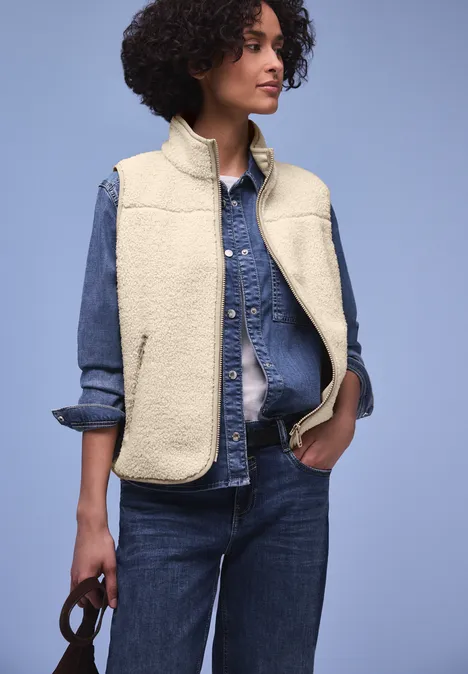 Przytulna kamizelka eggshell ecru