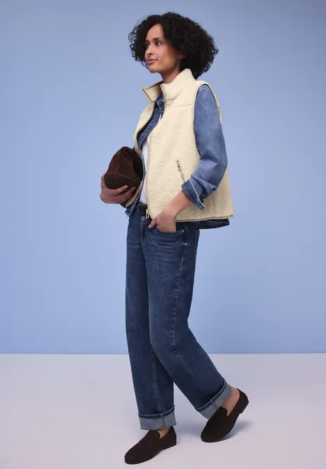 Przytulna kamizelka eggshell ecru