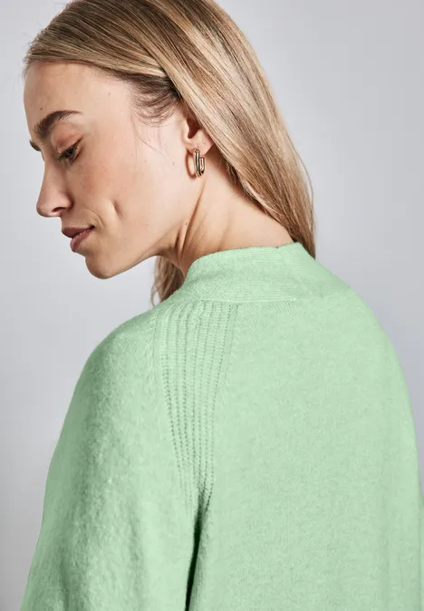 Langer Cardigan milky green mel.