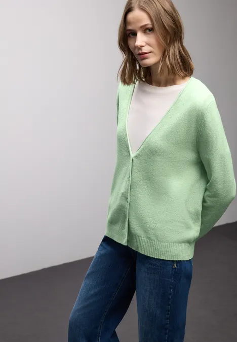 Kuscheliger V-Neck Cardigan pale mint green mel. Kuscheliger V-Neck Cardigan pale mint green mel.