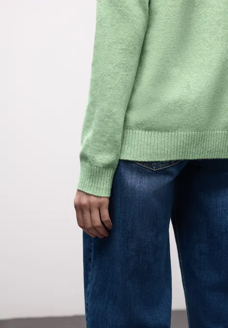 Kuscheliger V-Neck Cardigan pale mint green mel. Kuscheliger V-Neck Cardigan pale mint green mel.