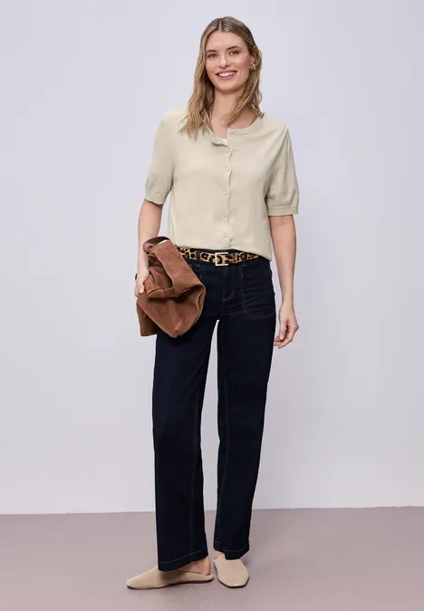 Cardigan en couleur unie smoke beige mel. Cardigan en couleur unie smoke beige mel.