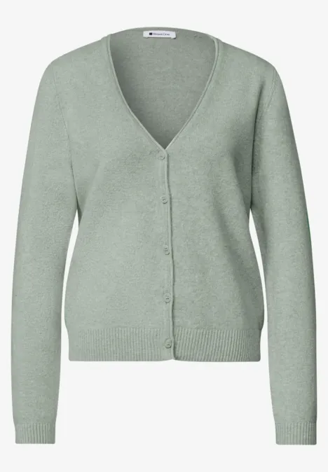 Cardigan à col en V et patte de boutonnage eucalyptus green mel. Cardigan femme en maille vert sauge clair, col V, boutonnage et manches longues.