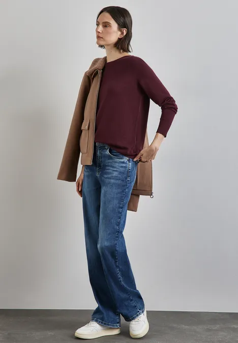 Pull basique enigma red