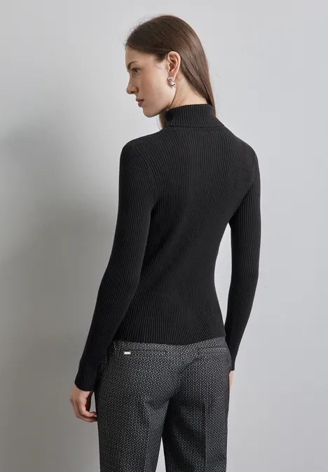 Pull à col roulé basique Black
