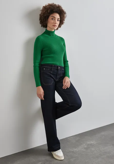 Basic Rollkragen-Pullover vibrant green