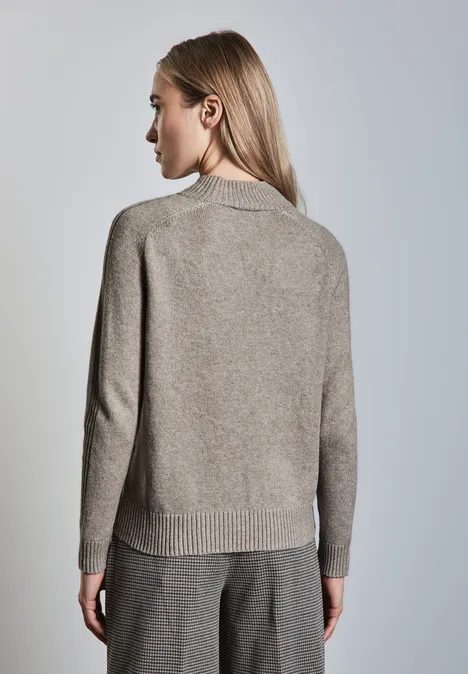 Pullover mit Stehkragen breezy beige mel.