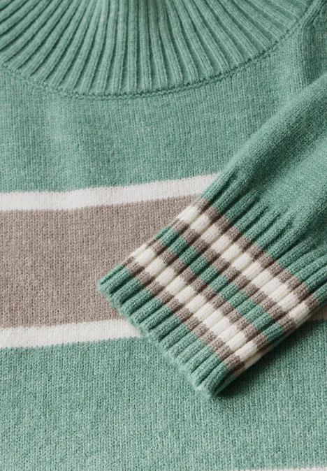 Gestreifter Pullover sunlit green mel.