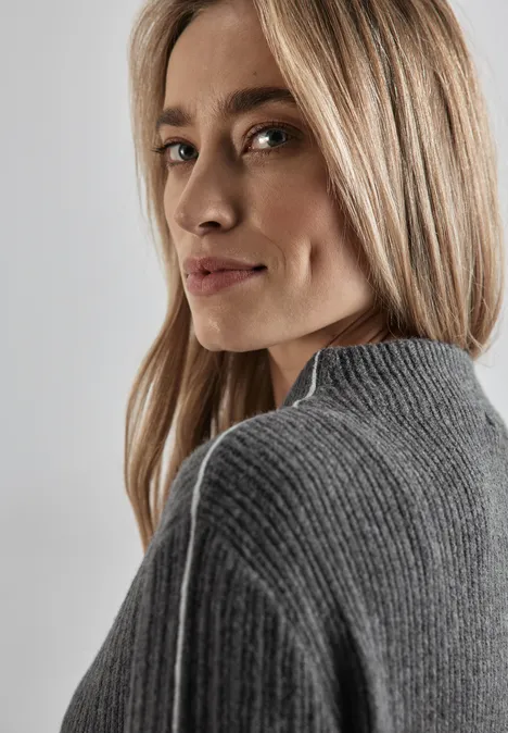 Pullover mit Kontrastdetail echo grey mel.