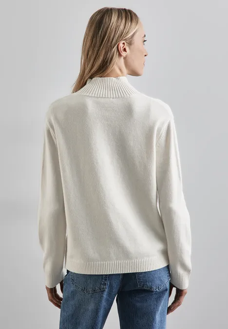 Pullover mit Knopfdetail soft beige