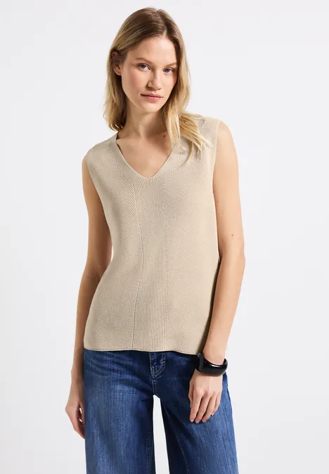 Stricktop moonstone sand