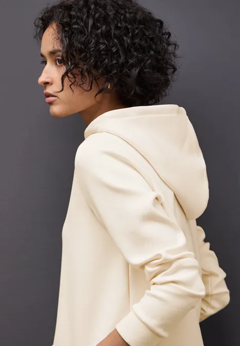Sweat à capuche en cupro soft beige