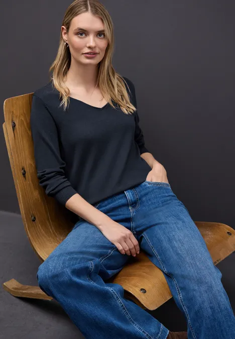 V-Neck Pullover deep blue V-Neck Pullover deep blue