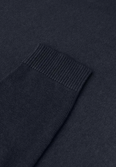 V-Neck Pullover deep blue V-Neck Pullover deep blue