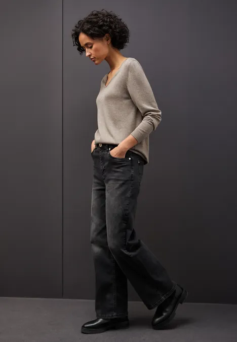 V-Neck Pullover mocha dream mel. V-Neck Pullover mocha dream mel.