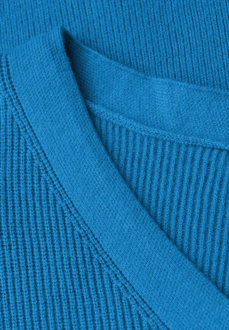 Basic V-Neck Pullover polaris blue