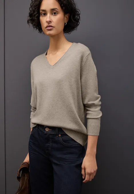 Kuscheliger V-Neck Pullover mocha dream mel.