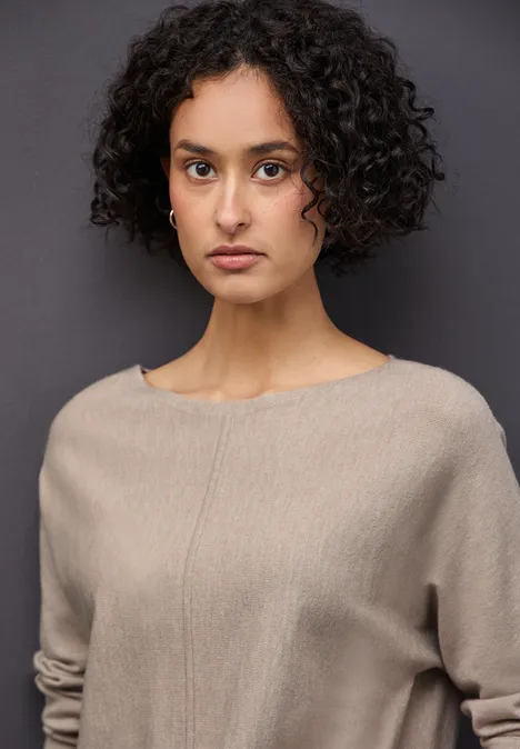 Basic Dolman Pullover sandstone mocha mel.