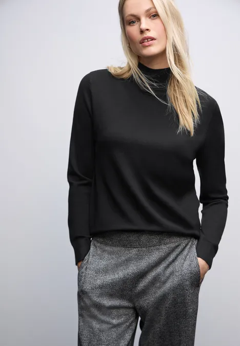 Pull à col tourbillon Black