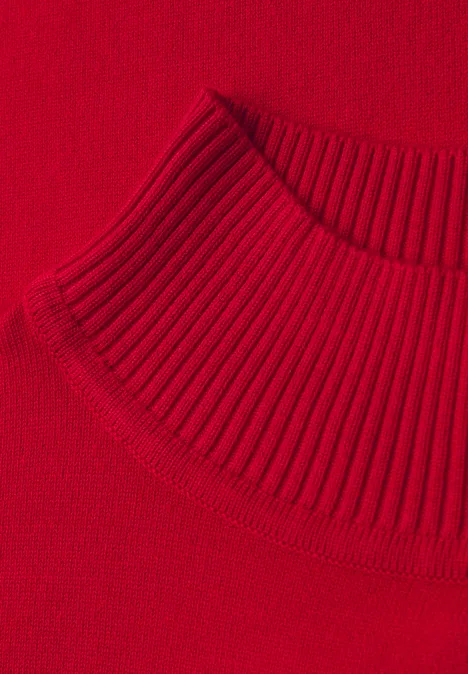 Turtleneck Pullover racing red