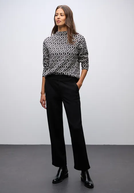 Cosy Jacquard Pullover Black Cosy Jacquard Pullover Black