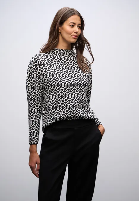 Cosy Jacquard Pullover Black Cosy Jacquard Pullover Black