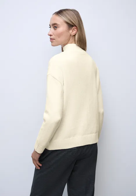 Pullover mit Strickmuster soft beige