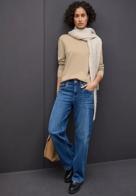 Trui met col sanded beige Trui met col sanded beige