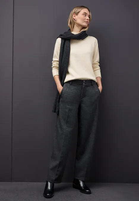 Basic Turtleneck Pullover soft beige