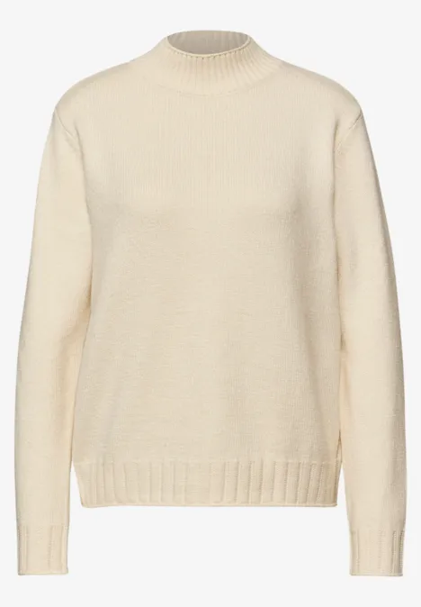 Basic Turtleneck Pullover soft beige
