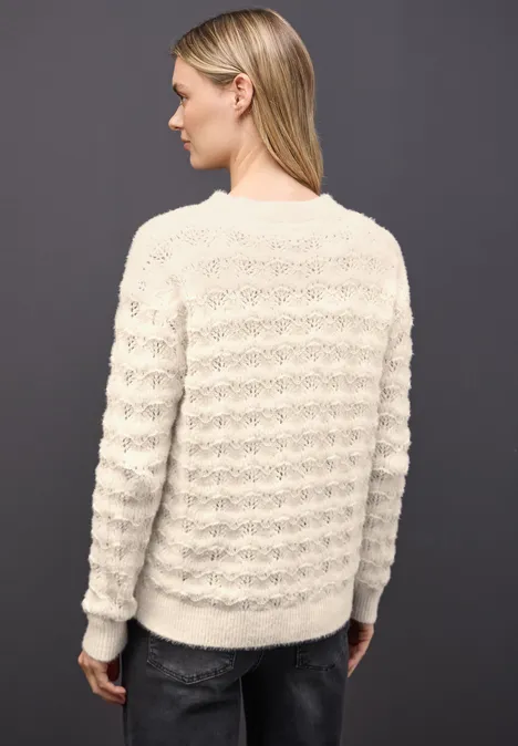 Trui met pluizige structuur soft beige Trui met pluizige structuur soft beige