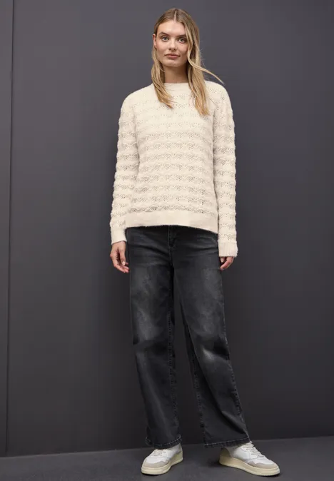 Trui met pluizige structuur soft beige Trui met pluizige structuur soft beige