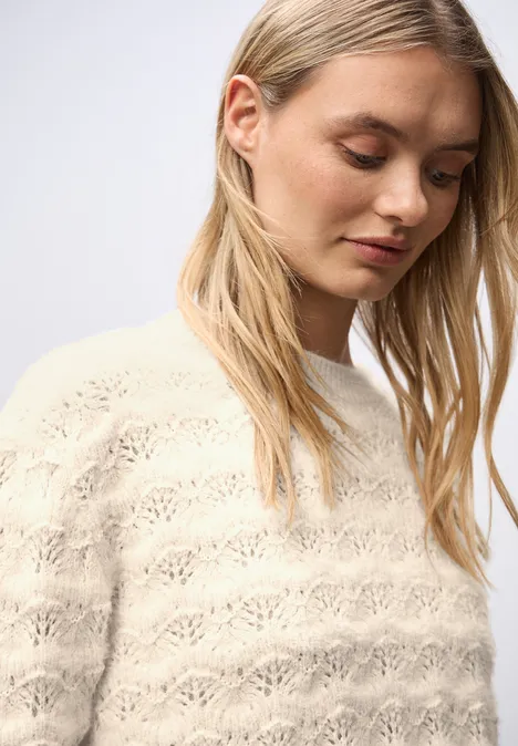 Trui met pluizige structuur soft beige Trui met pluizige structuur soft beige