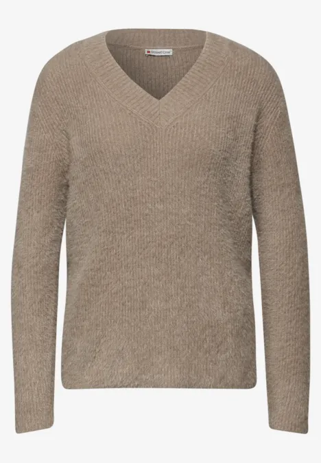 Kuscheliger V-Neck Pullover mocha glow
