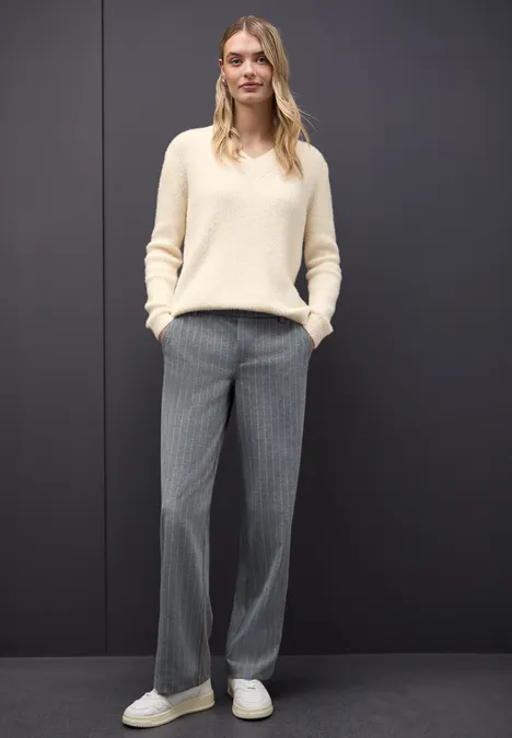 Kuscheliger V-Neck Pullover soft beige