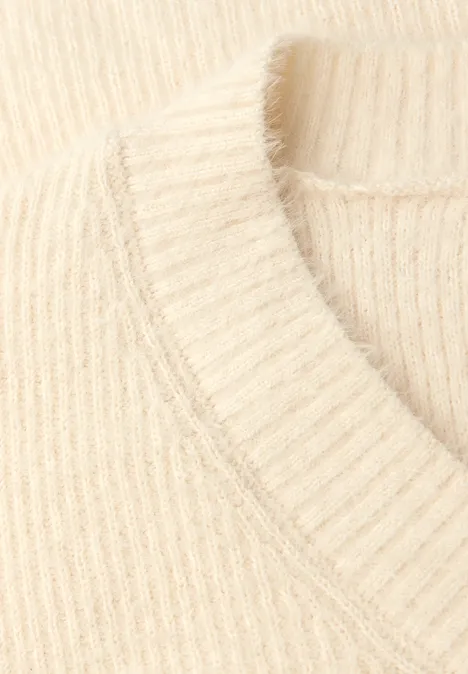 Kuscheliger V-Neck Pullover soft beige