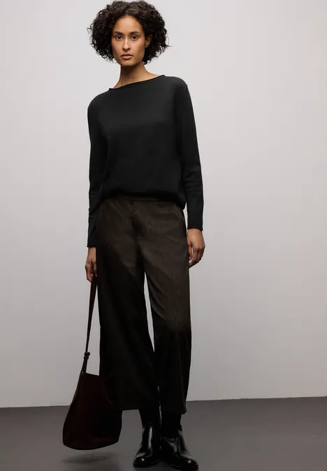 Pullover mit gerolltem Saum Black