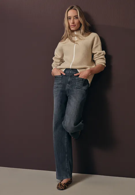 Trui met contrasterende details sanded beige mel.