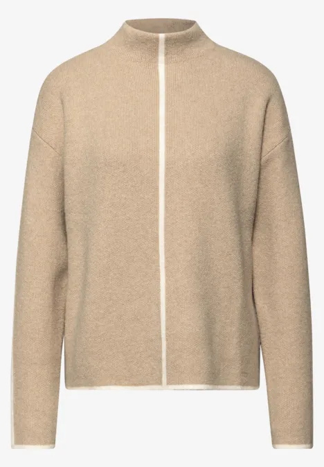 Trui met contrasterende details sanded beige mel.