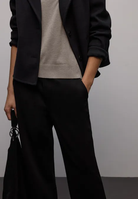 Basistrui mocha glow mel. Basistrui mocha glow mel.