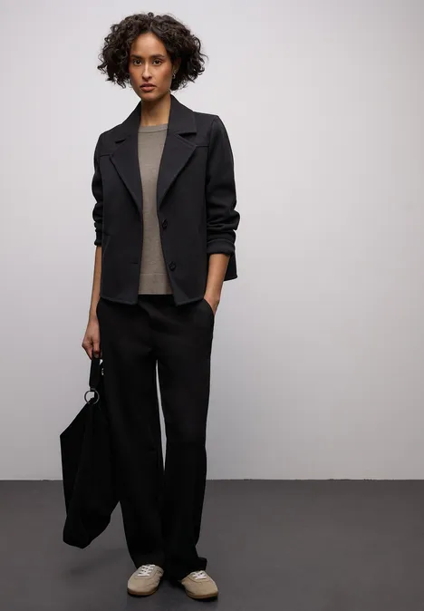 Basistrui mocha glow mel. Basistrui mocha glow mel.