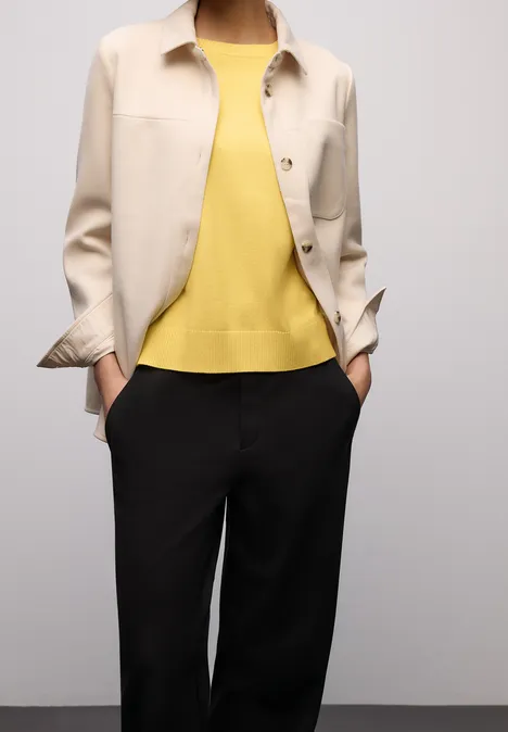 Basistrui bloom yellow