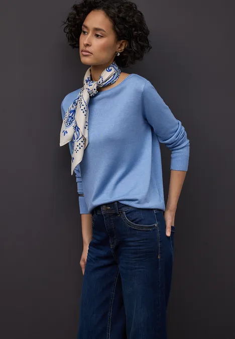 Basistrui bonnet blue mel. Basistrui bonnet blue mel.