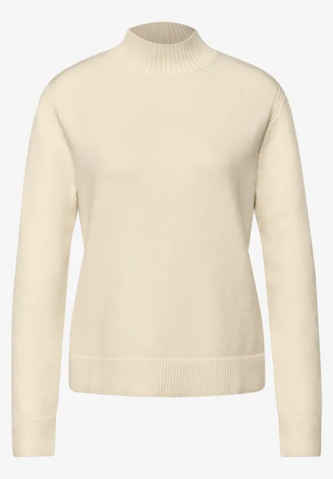 Kuscheliger Pullover soft beige Kuscheliger Pullover soft beige