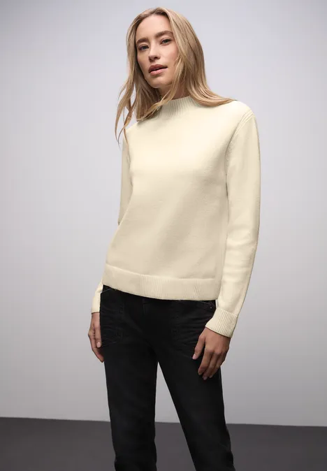 Kuscheliger Pullover soft beige Kuscheliger Pullover soft beige