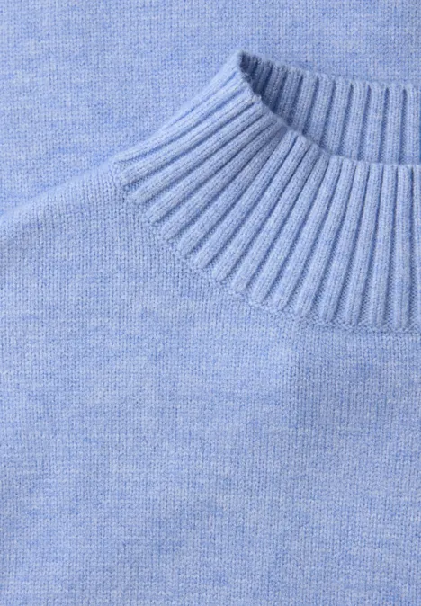 Sweter frosted blue mel. Sweter frosted blue mel.
