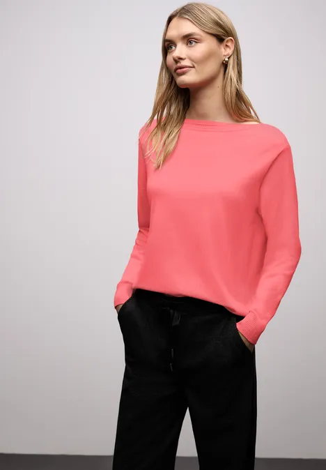 Basic U-Boot Pullover striking coral mel. Basic U-Boot Pullover striking coral mel.